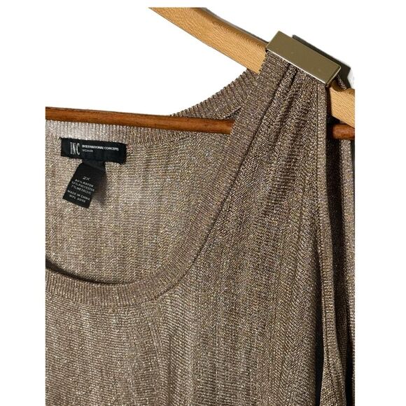 NWT woman’s gold shimmer top 2x INC International Concepts Woman, elegant - Picture 3 of 7